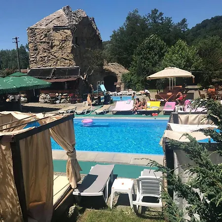 Castelul De Vis Hotel Petroşani
